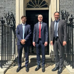 🇬🇧 JUST IN: Coinbase CEO Brian Armstrong meets with UK policymakers in London to discuss crypto. — crypto news image